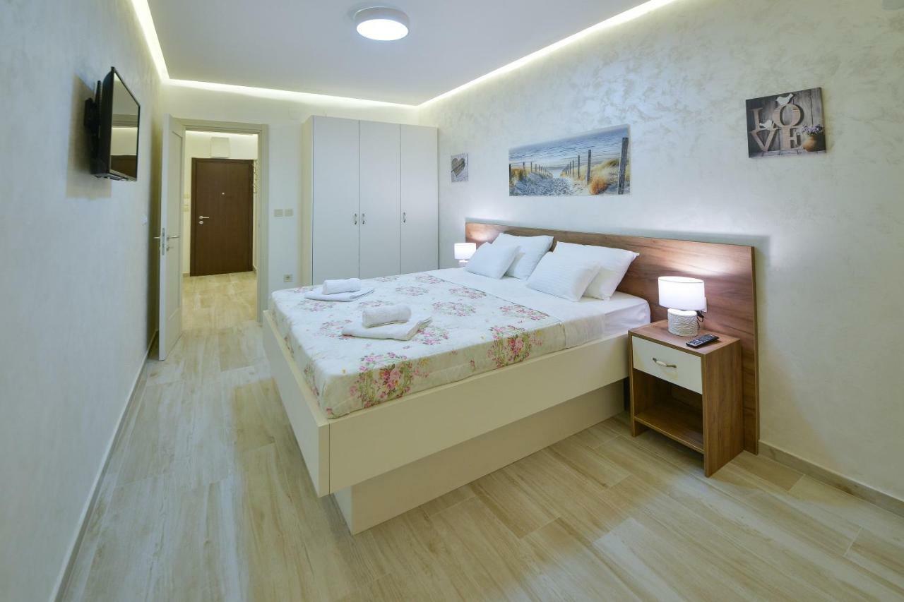 Brand New Apartments สเวติ สเตฟาน ภายนอก รูปภาพ