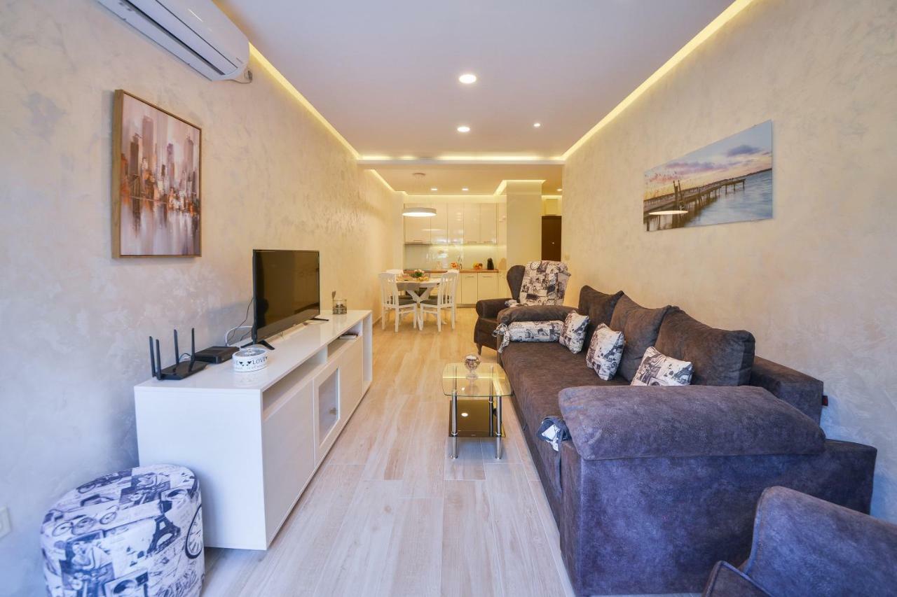 Brand New Apartments สเวติ สเตฟาน ภายนอก รูปภาพ