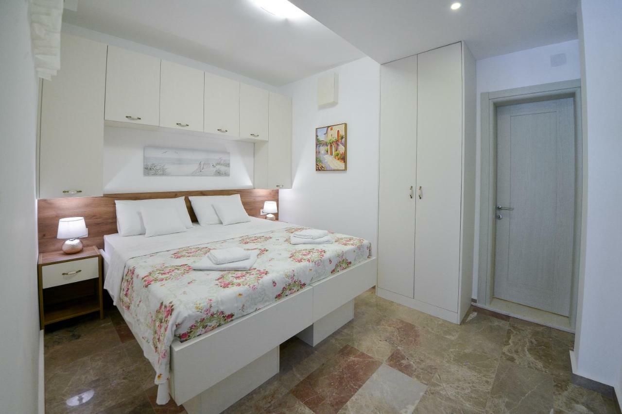Brand New Apartments สเวติ สเตฟาน ภายนอก รูปภาพ