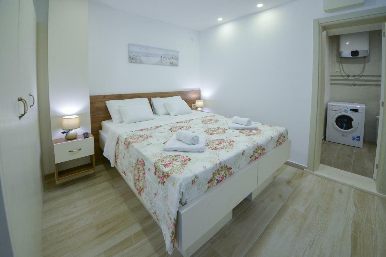 Brand New Apartments สเวติ สเตฟาน ภายนอก รูปภาพ